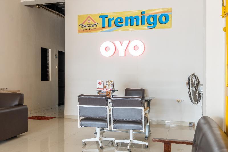 Hotel Syariah Tremigo Guesthouse Cirebon Exterior foto